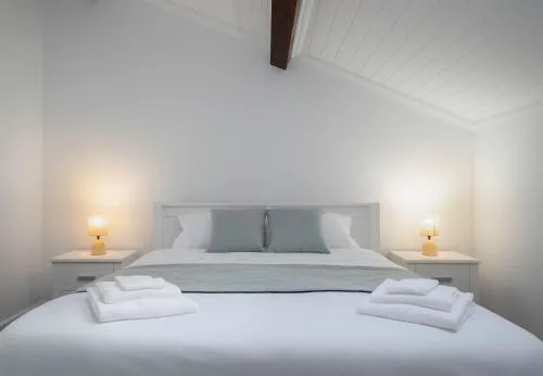 Casa da Vila Nova by Azorean Living