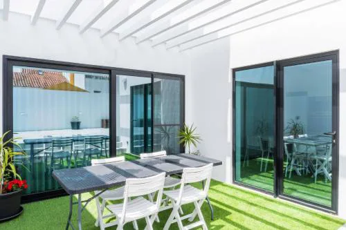 EnCanto Terrace House