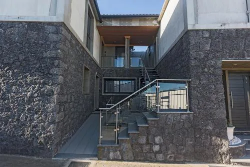 Os Ninhos dos Avôs
