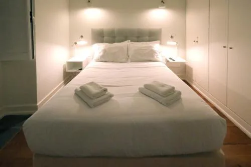 Apartamentos Ázera - António Ázera