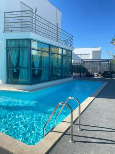 Great V4 Villa with Private Salt Pool