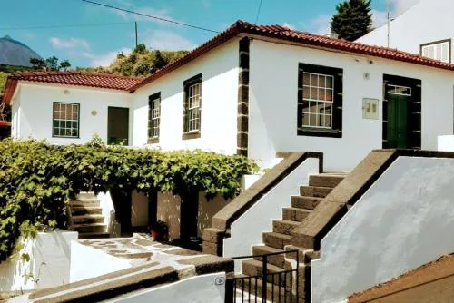 Casa da Latada - Historic Azorean Home in Pico