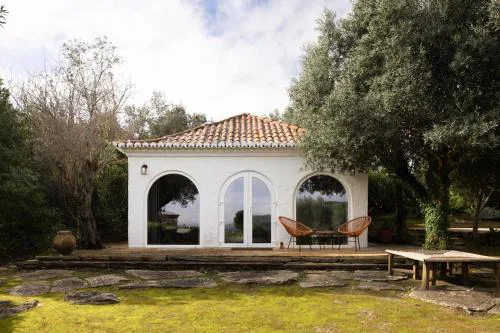 Arrábida Getaway - Jacuzzi & Mountain Views