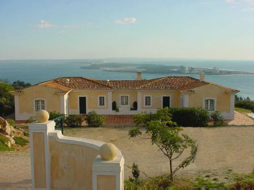 Ha Mar ao Luar