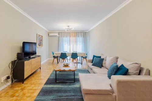 Viso Apartment - By Y Concept