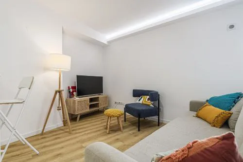 Beach House In Sesimbra