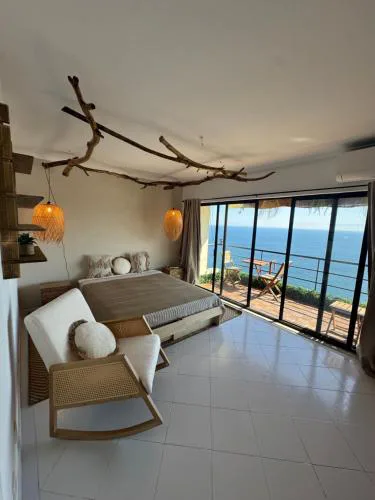 Comfort Viewpoint Sesimbra - parking at center