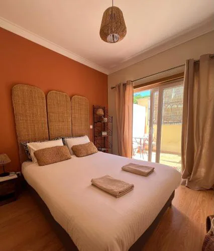 Cosy room with bathroom and private access