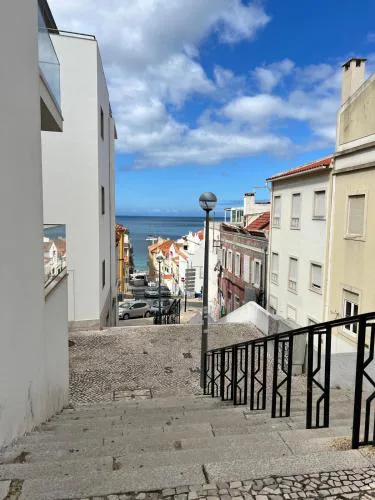 Duplex com Vista Mar a Passos da Praia - Just Sezimbra