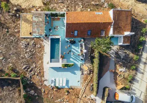 Nature Retreat with Heated Pool Hot Tub BBQ and Amazing Views