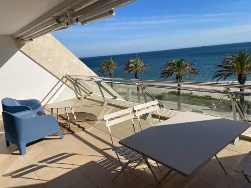 Sesimbra Califórnia beach front
