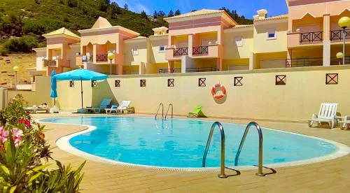 Sesimbra Oceanview Luxury Duplex with Pool & Gym near Lisbon
