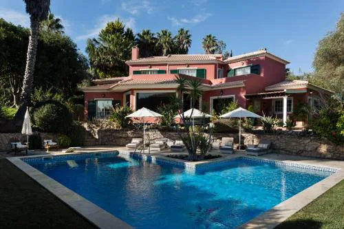 Villa in Sesimbra Pool Tennis Breakfast