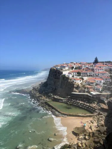 Azenhas do Mar Beach House