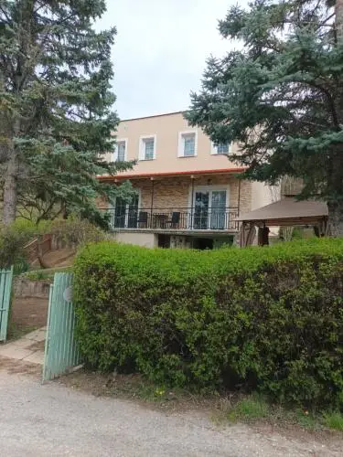 Villa Evetes