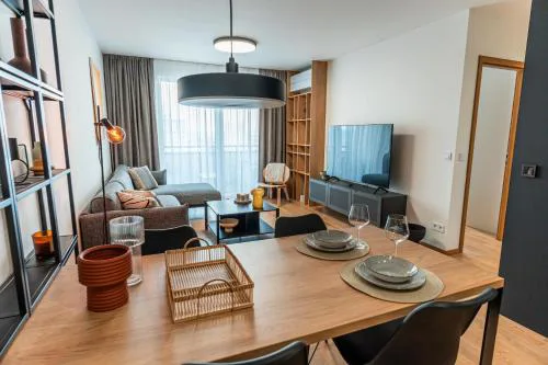 Luxury city center apartment - parking included