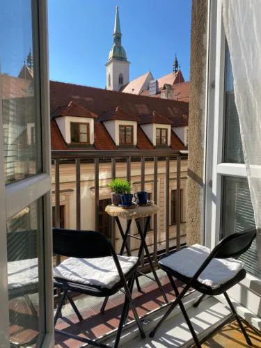 Audrey Hepburn Apartment Cathedral View TOP Location Air Conditioned