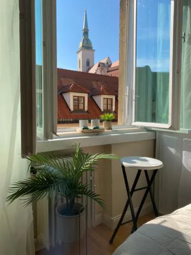 Audrey Hepburn apartment II Best Location Cathedral View Air-Conditioned
