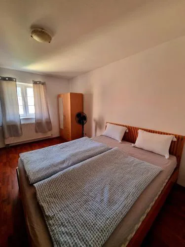 Big huge apartment Center 84m NIVY