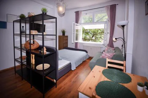 Central Urban Studio - Style meets Comfort