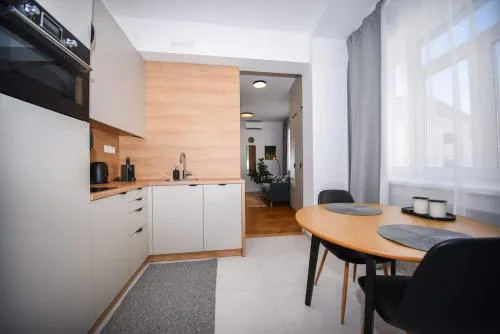 City Center Studio - Comfy & Modern
