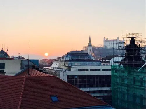 Cozy 1 bed top floor apartment in the Old town Bratislava