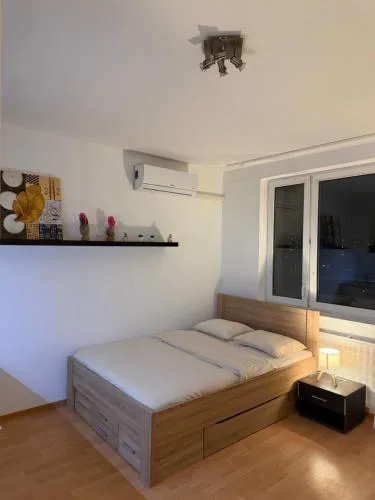 Cozy apartment near City Center with easy transport access