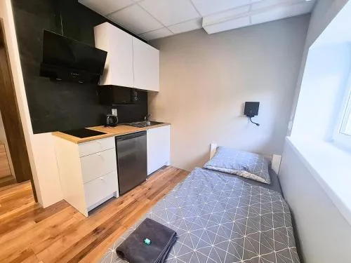 Dimael Hostel & Apartments