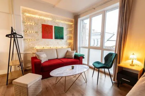 Double-tree apartment by A&M