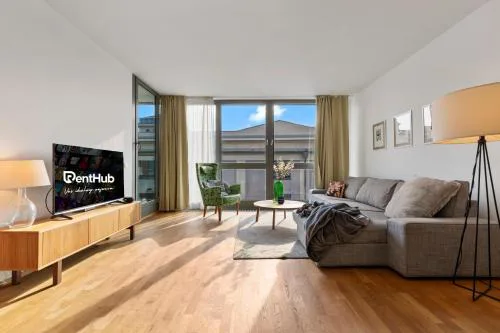 Escape riverfront 2 bedroom with balcony