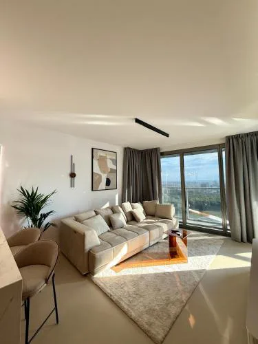 Eurovea Tower, 27th floor apartment, free parking