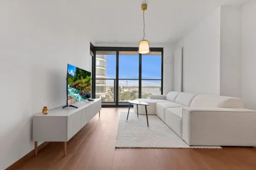 Eurovea Tower Apt 3 River View