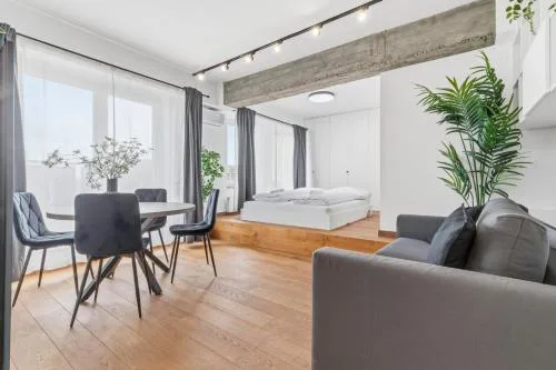 LAM Concrete AC - Balcony