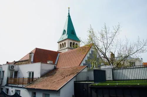 Mild Elephants Hostel