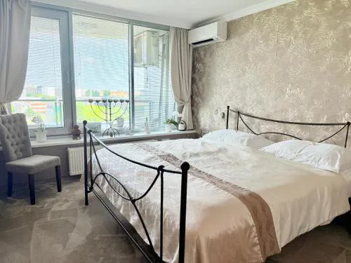 Mirka Apartment