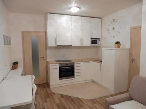 Modern Apartment JEGEHO Bratislava - TIPOS ARENA