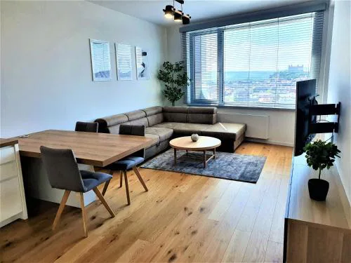 Prestigious SKY PARK apartment - top city view - Traveller awards 2024