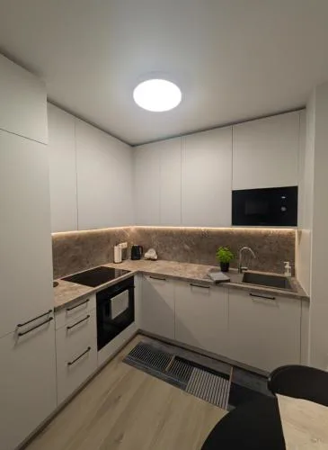 SADBA Apartment, 1-4 guests, Free Parking & Wifi, 15 min from Downtown