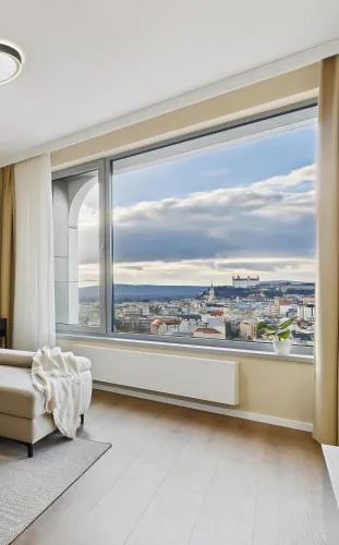 Sky Park city centre 1BR High Fl - Free Parking