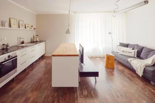 Spacious Apartment,Balcony&Garage