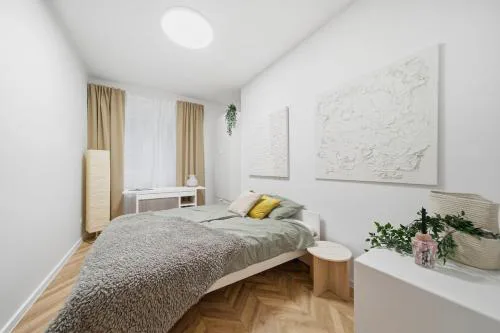 Stylish 2BR Family Apartment near Hockey Stadium