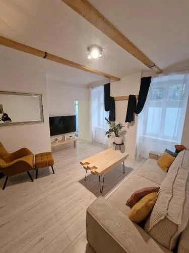 Urban Chic Living - Bratislava Old Town, Walk Everywhere