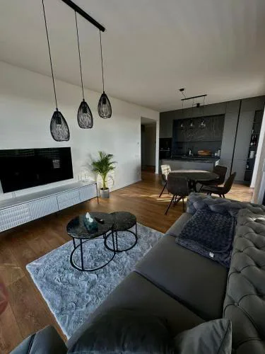 Luxury 3 room apartment