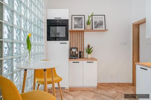 Timeless apartment near city center