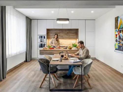 Chalupku - Luxurious apartment 70m2, Jacuzzi, direct centrum, parking included, Air-conditioned, balcony, quiet sleep, best in town