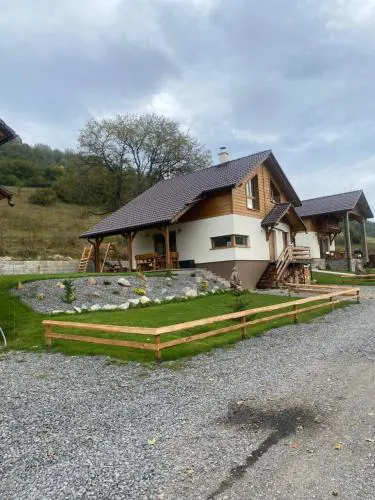 Slnečné chaty pod Ďumbierom