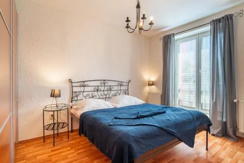 Comfy 1BR Apartment