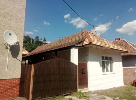 Pod kláštorom