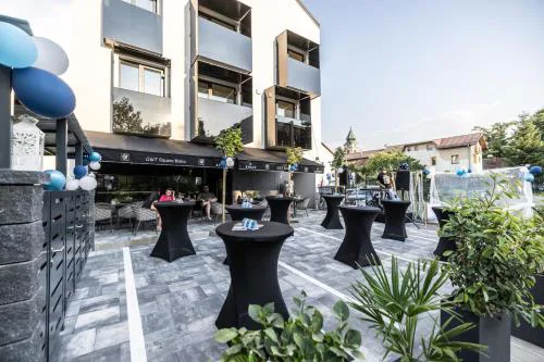 G&T Square Apartments