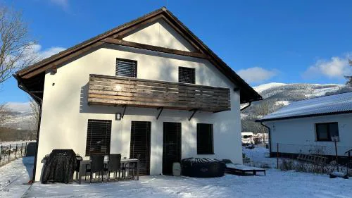 Apartmánový dom Žiar s vírivkou a saunou